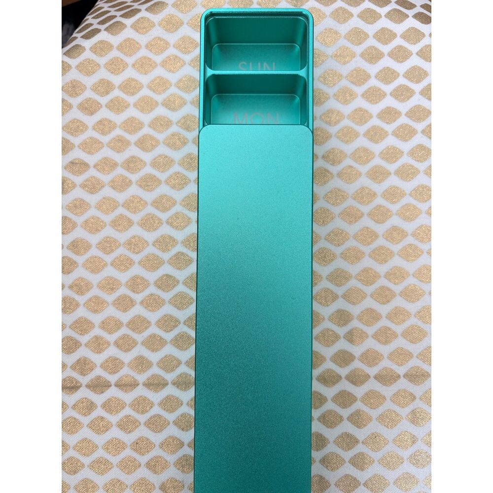 Ikigai Cases Steel Metallic Teal Green Weekly Vitamin XL Case Magnetic Slide Top